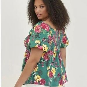 Torrid 3 3X NWT Floral Babydoll Top Puff Sleeves On or Off Shoulder Gree…